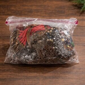 4 lbs Statement Necklace Lot Costume Jewelry Mixed Styles Gold Silver Tone